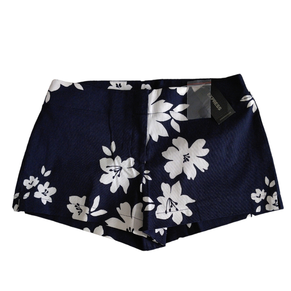 Express Shorts Size 1/2 Navy Floral